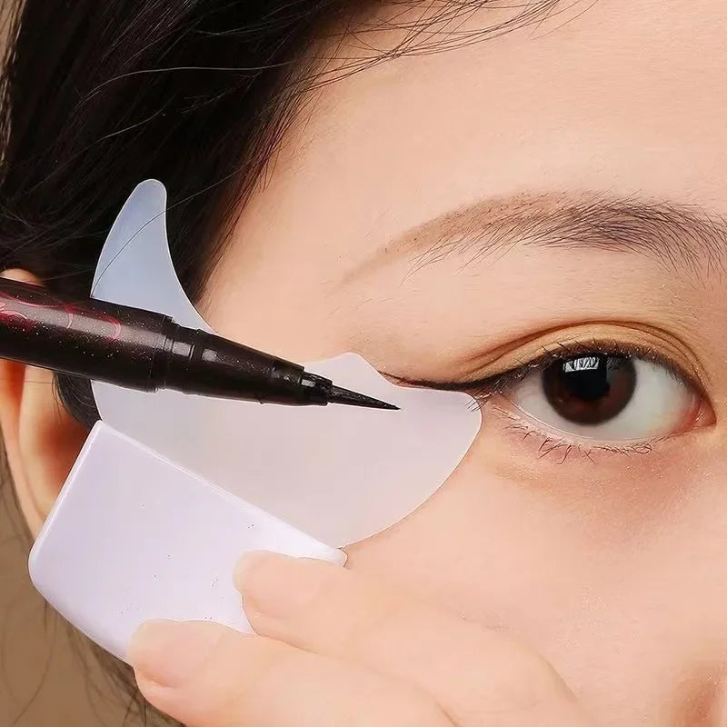Reusable Silicone Eyeliner Stencil Wing Tips Makeup Aid Tool